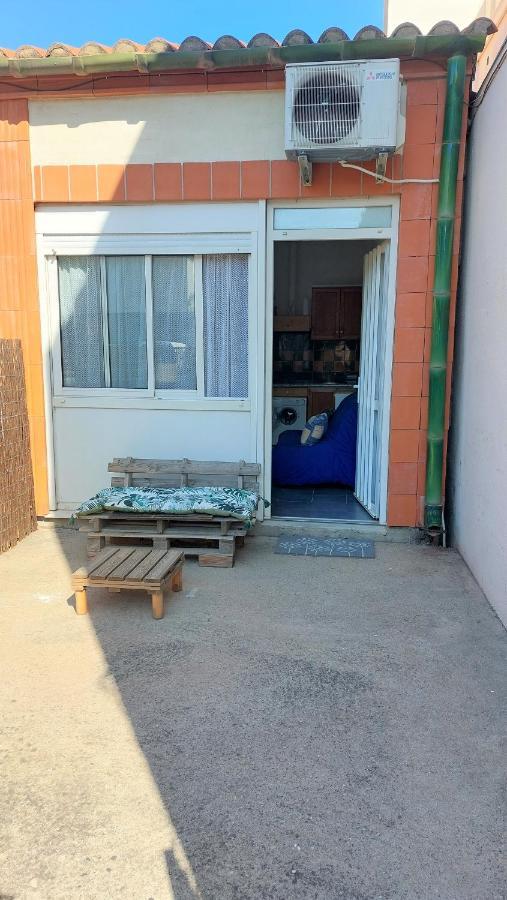Chez Leslie Et Vincent : Logements Climatises Avec Parking Privatif แปร์ปินญอง ภายนอก รูปภาพ