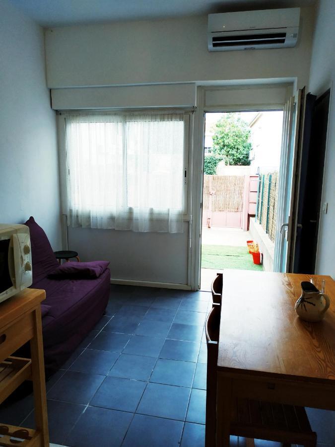 Chez Leslie Et Vincent : Logements Climatises Avec Parking Privatif แปร์ปินญอง ภายนอก รูปภาพ